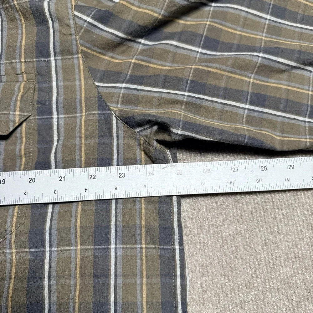 The North Face Men's XL Long Sleeve Multicolor‎ Green Gray Plaid Button Down